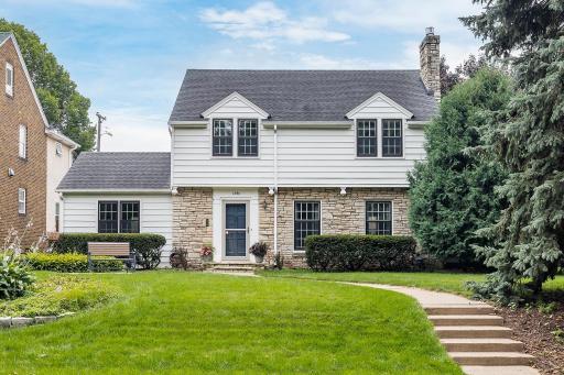 1840 Pinehurst Avenue, Saint Paul, MN 55116
