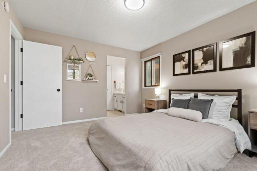 6241 Magda Drive, Osseo, MN 55369
