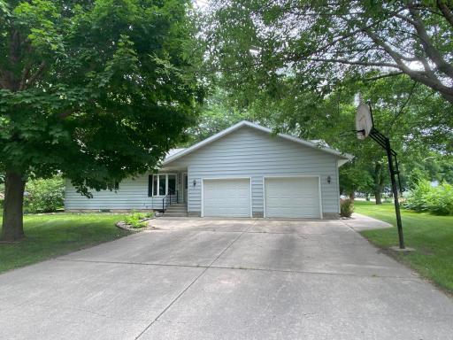 2509 6th Street SW, Willmar, MN 56201