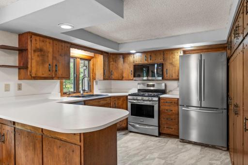 1441 312th Lane NE, Cambridge, MN 55008
