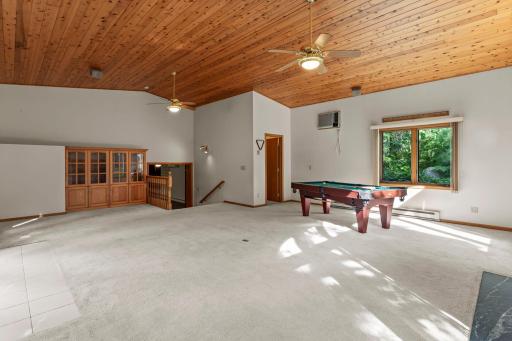 1441 312th Lane NE, Cambridge, MN 55008