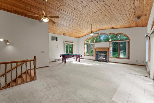 1441 312th Lane NE, Cambridge, MN 55008