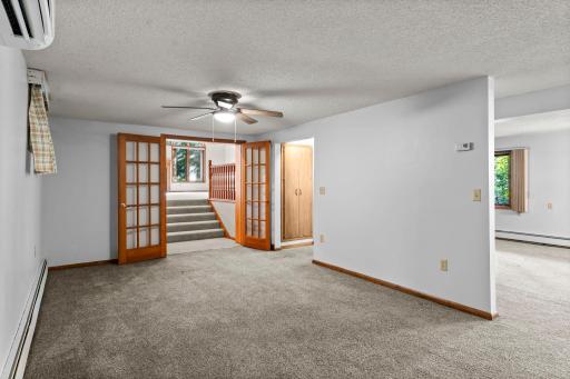 1441 312th Lane NE, Cambridge, MN 55008