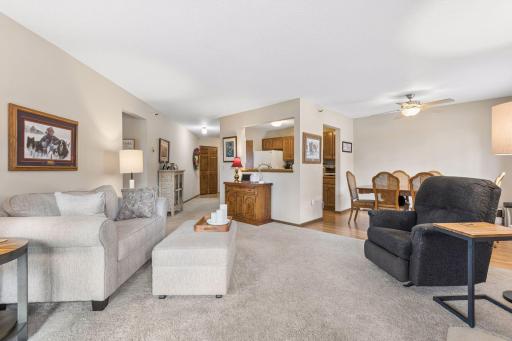 7635 Edinborough Way, 5105, Edina, MN 55435