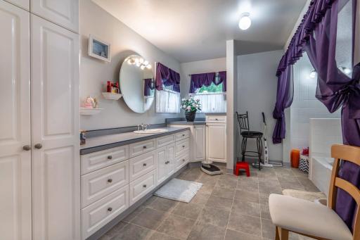 1225 E Mount Faith Avenue, Fergus Falls, MN 56537