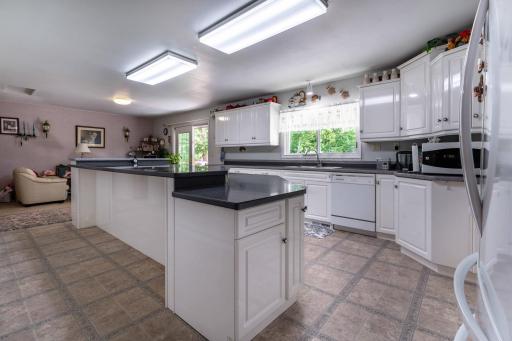 1225 E Mount Faith Avenue, Fergus Falls, MN 56537