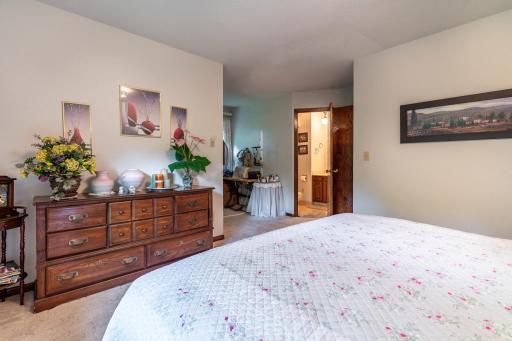 1225 E Mount Faith Avenue, Fergus Falls, MN 56537