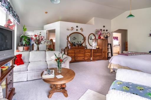 1225 E Mount Faith Avenue, Fergus Falls, MN 56537