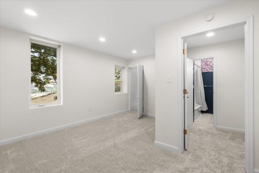 225 Isabel Street W, Saint Paul, MN 55107