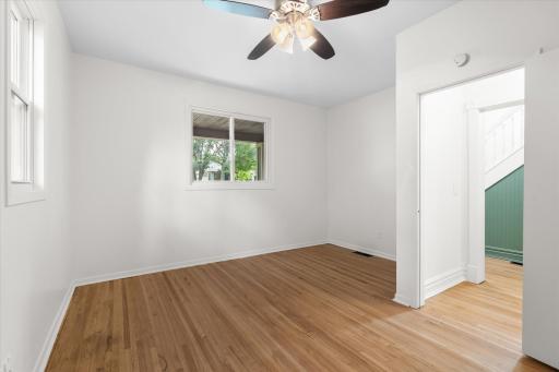 225 Isabel Street W, Saint Paul, MN 55107