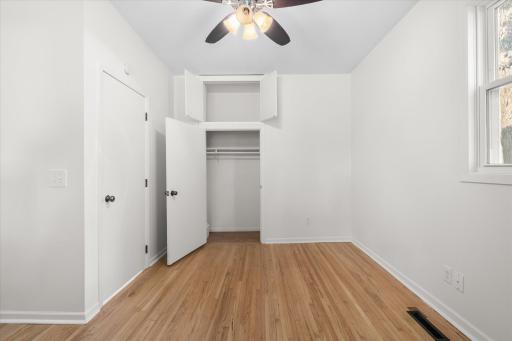 225 Isabel Street W, Saint Paul, MN 55107