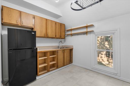 225 Isabel Street W, Saint Paul, MN 55107