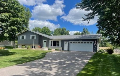 1742 Oak Road, Saint Cloud, MN 56303