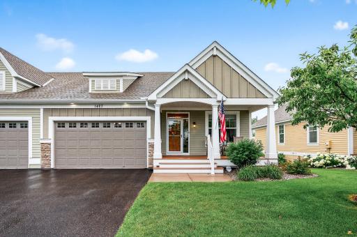 1427 Palisade Path, Saint Paul, MN 55129