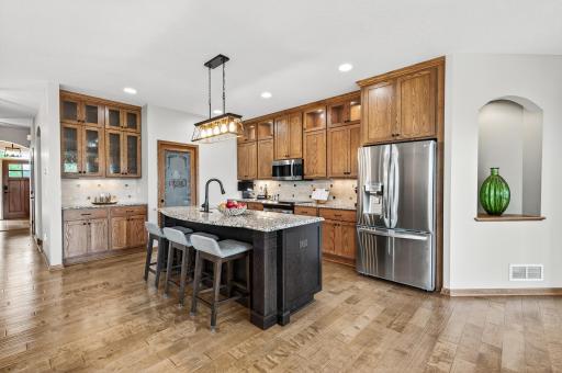 1427 Palisade Path, Saint Paul, MN 55129