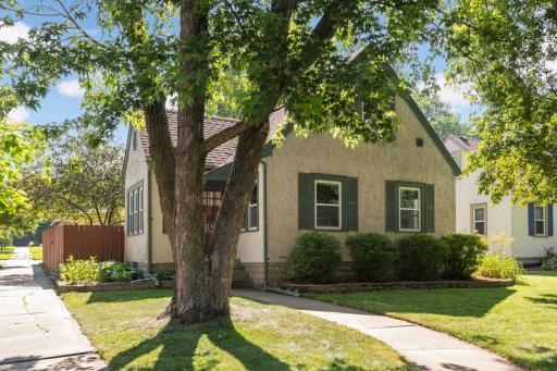 3157 Mckinley Street NE, Minneapolis, MN 55418