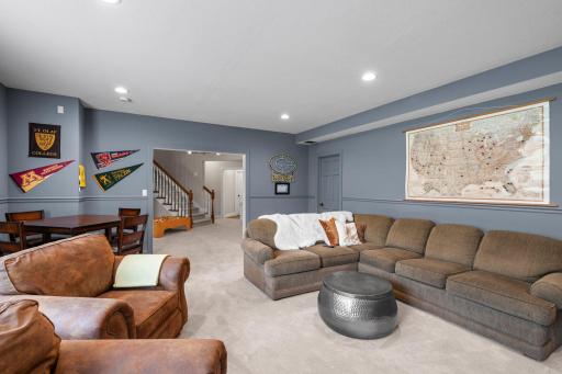 9921 Deerbrook Drive, Chanhassen, MN 55317