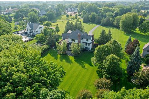 9921 Deerbrook Drive, Chanhassen, MN 55317