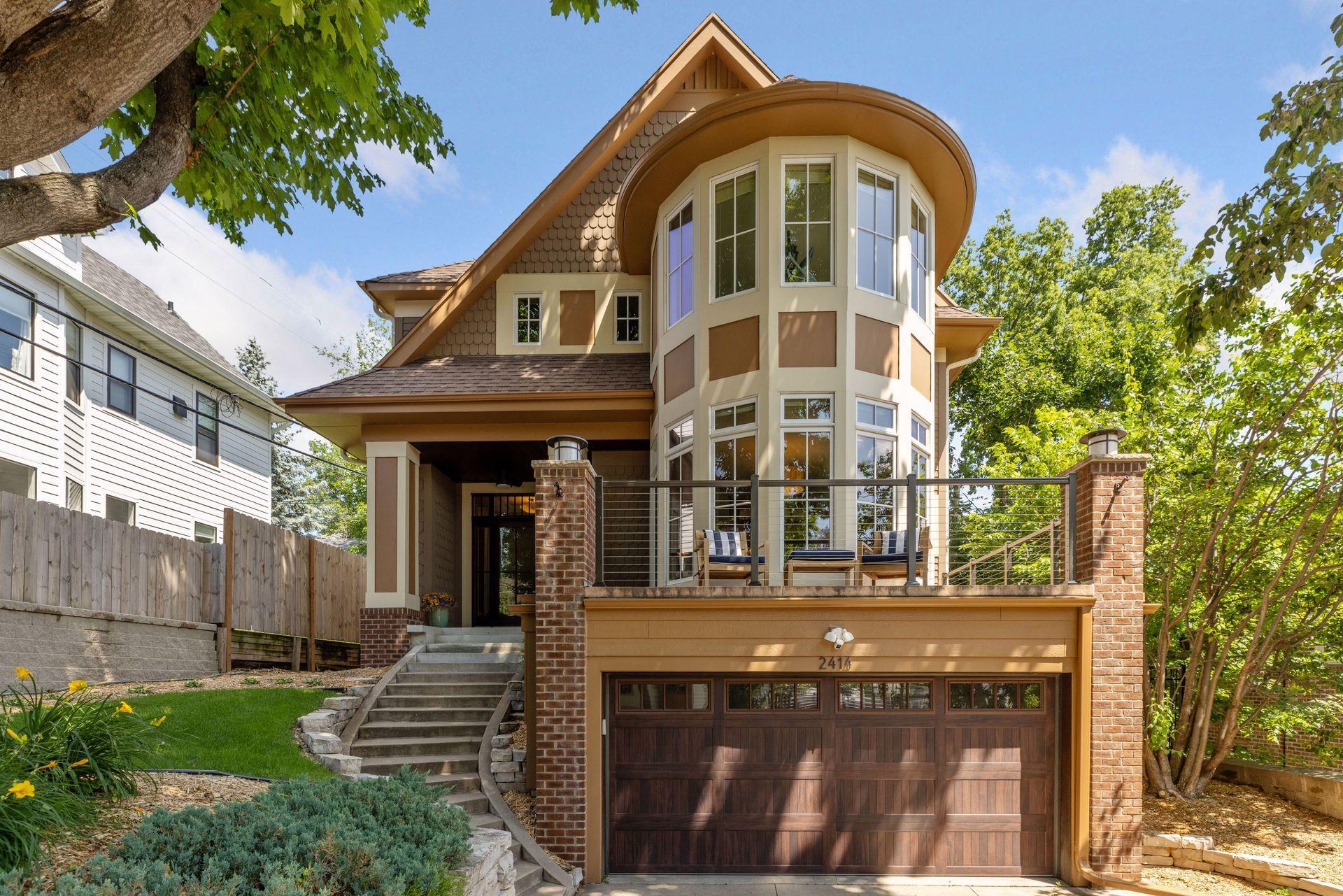 2414 West 42nd Street - Spacecrafting - 0001.jpg