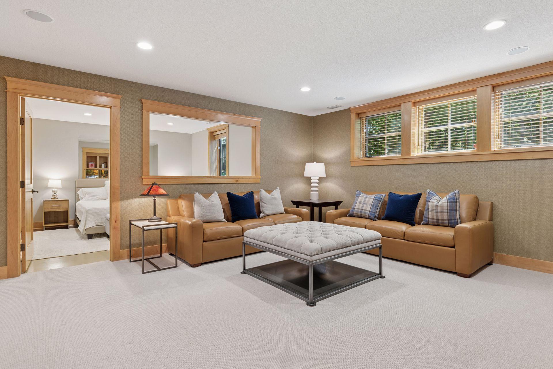 2414 West 42nd Street - Spacecrafting - 0052.jpg