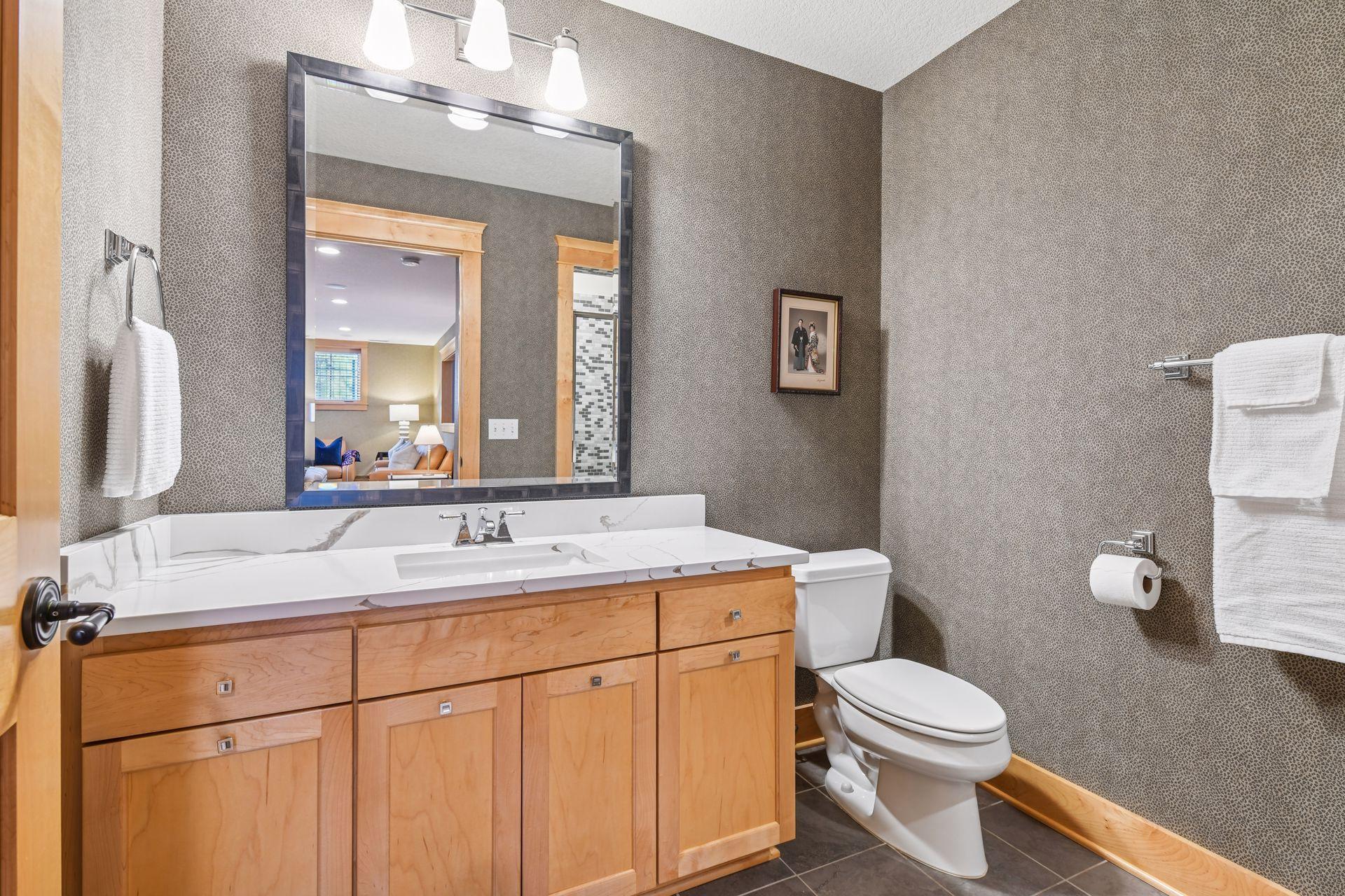 2414 West 42nd Street - Spacecrafting - 0055.jpg