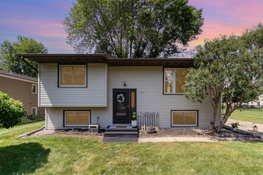 1196 Tyler Street S, Shakopee, MN 55379