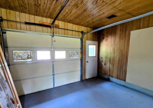 Attached single garagre