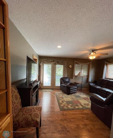 322 13th Street N, Moorhead, MN 56560