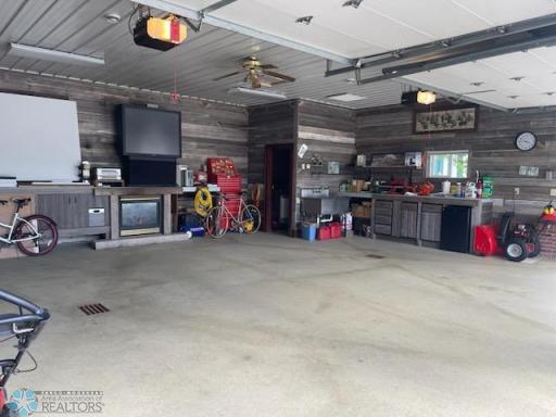 322 13th Street N, Moorhead, MN 56560