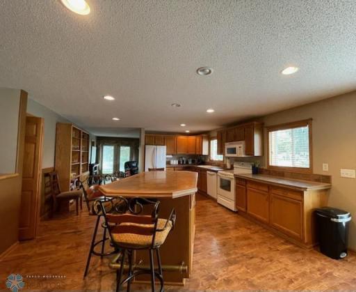 322 13th Street N, Moorhead, MN 56560