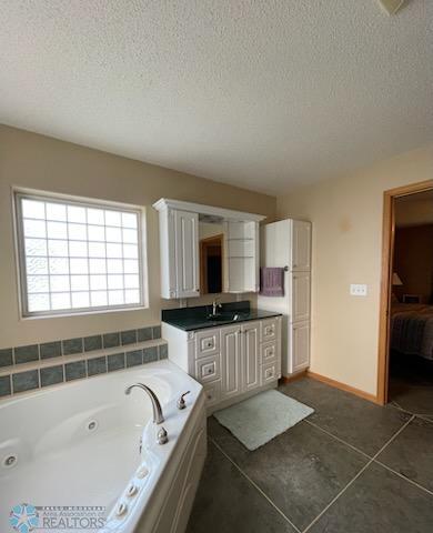322 13th Street N, Moorhead, MN 56560