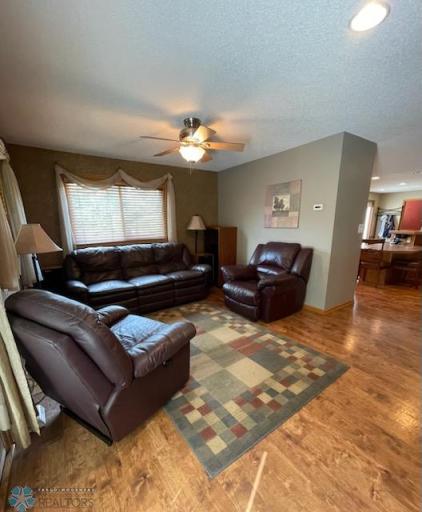 322 13th Street N, Moorhead, MN 56560