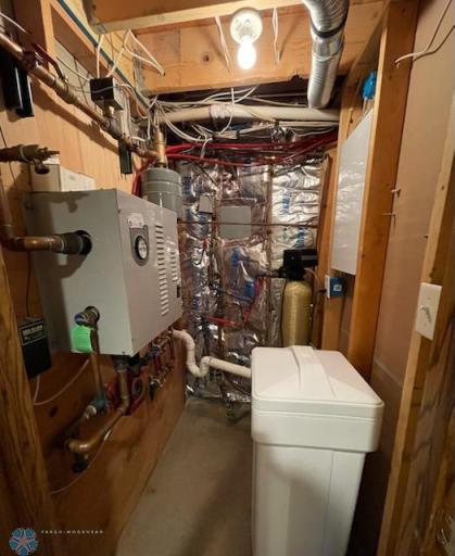 322 13th Street N, Moorhead, MN 56560