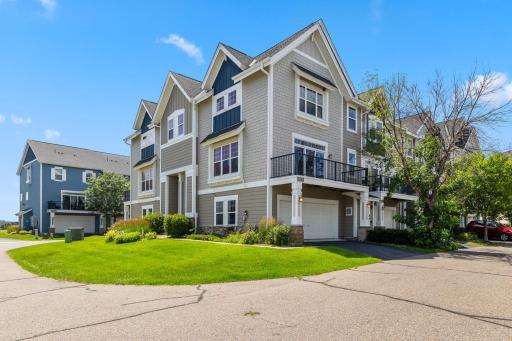 15576 Early Bird Circle, 1504, Apple Valley, MN 55124