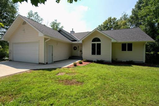 Beautifully renovated 4BR/3BA home on a serene wooded acreage in Mora