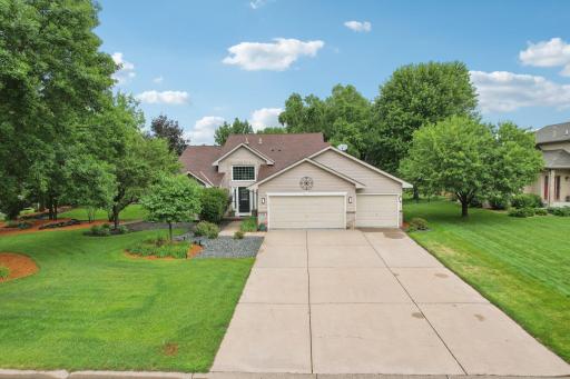 4126 Sunset Terrace N, Minneapolis, MN 55443