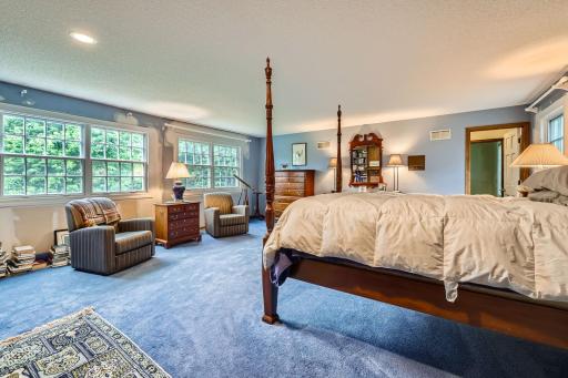 2350 Longview Circle, Long Lake, MN 55356