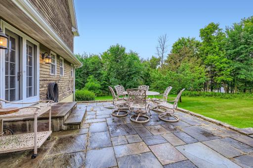 2350 Longview Circle, Long Lake, MN 55356