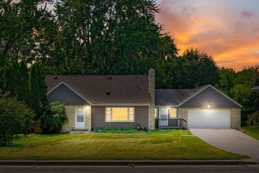 2777 Oxford Street N, Saint Paul, MN 55113