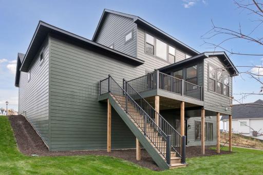 5579 Rolling Hills Parkway, Victoria, MN 55318