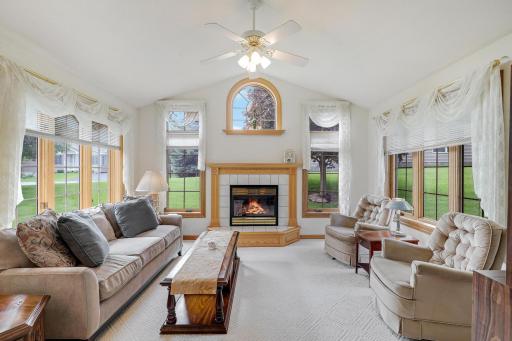 6105 Creekview Lane N, Minneapolis, MN 55443