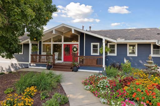 1300 Vine Place, Mound, MN 55364