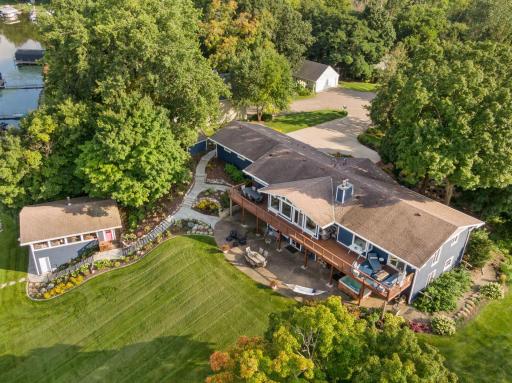 1300 Vine Place, Mound, MN 55364