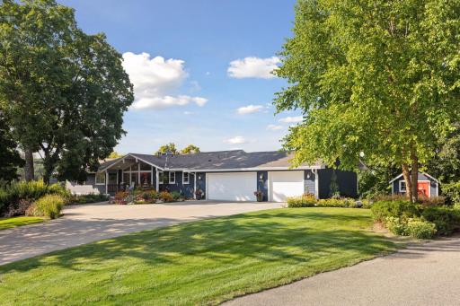 1300 Vine Place, Mound, MN 55364