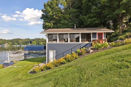 1300 Vine Place, Mound, MN 55364