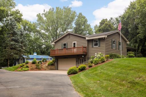 6025 Howkins Road, Woodbury, MN 55129