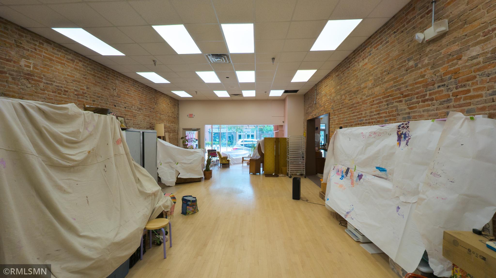 319 - 321 Broadway Commercial-Property