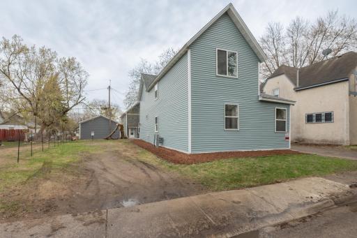 2504 Humboldt Avenue N, Minneapolis, MN 55411