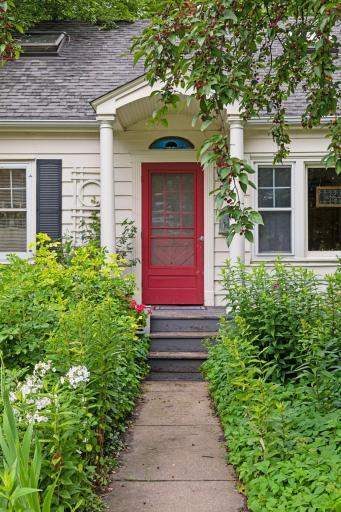 221 Bell Street, Excelsior, MN 55331