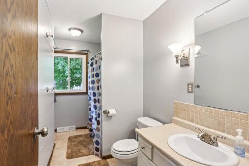 1683 3rd Avenue, Newport, MN 55055
